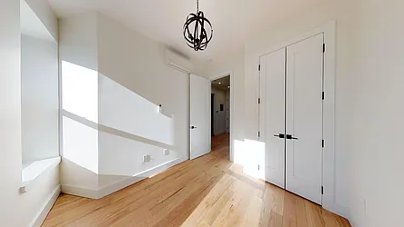 Rented by Rennit Inc.