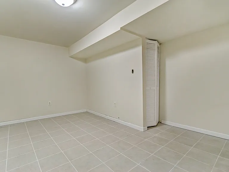4905 Whitfield Chapel Rd — Photo 29