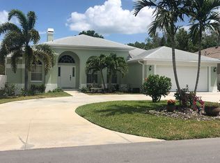 14563 Oliver St, Largo, FL 33774