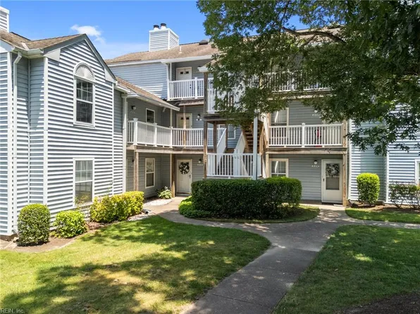 2110 Retreat Ct, Virginia Beach, VA 23454