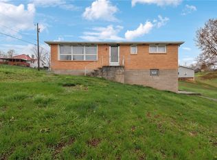 209 E End Rd, Connellsville, PA 15425