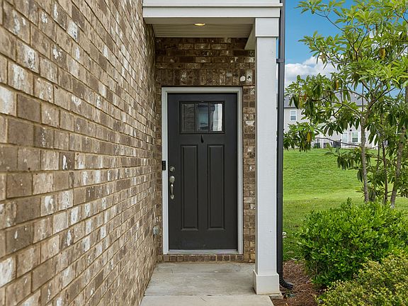 3rd image of 431 Palmetto Dr