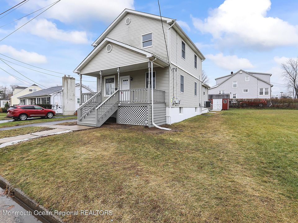 1st image of 1023 Saint John St