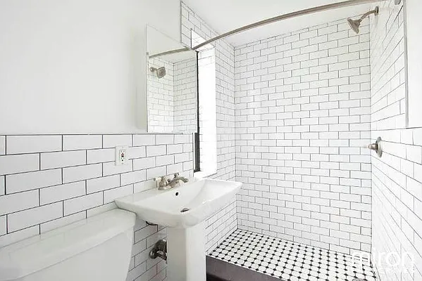 Rented by Miron Properties | media 28