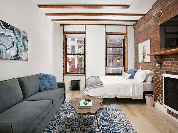 5th image of 241 E 24th St APT 6