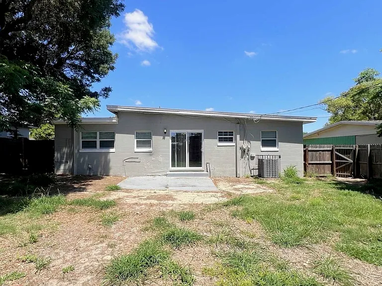 6215 Melbourne Ave — Photo 12