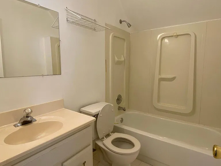 3013 Eglantine Ct — Photo 29