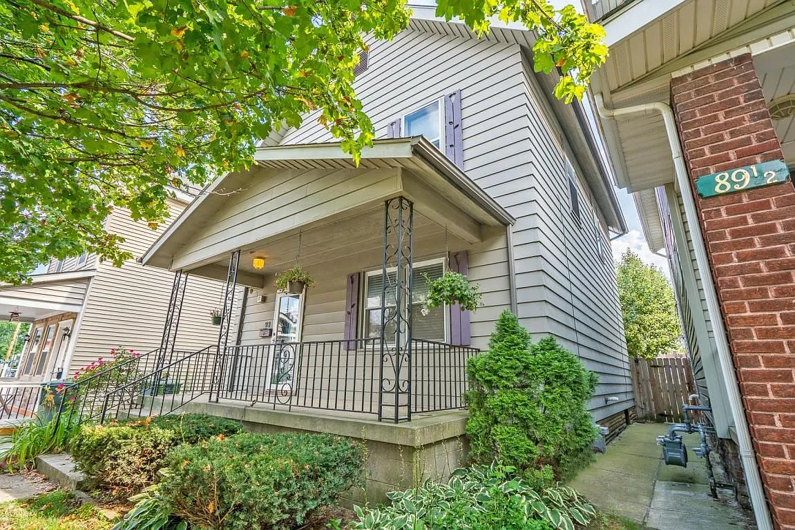 93 E Welch Ave photo 1