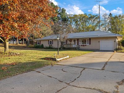 813 E Alice St, Whitehall, MI, 49461