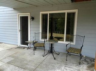 561 E Quail Hill Rd, Belfair, WA 98528