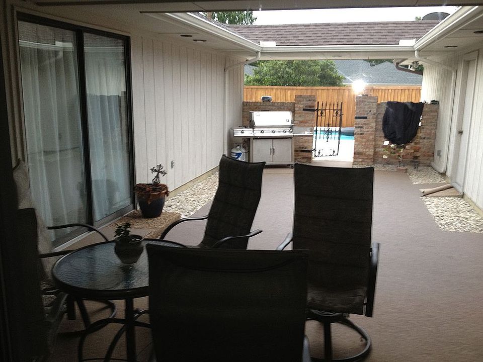 2nd image of 2414 Blue Cypress Dr