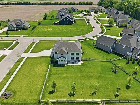 4th image of 1001 Wilderness Ct