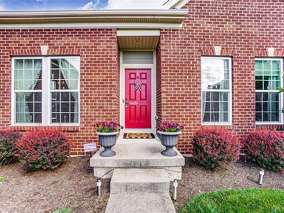 3rd image of 9770 Brooks Bend Ct