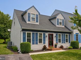 31 Yorkshire Ct, Elizabethtown, PA 17022