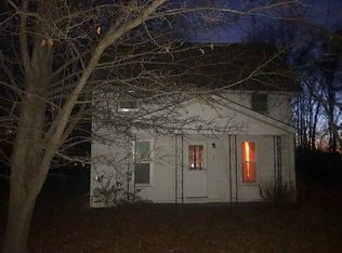 3972 Private Road 24, Pinckneyville, IL 62274