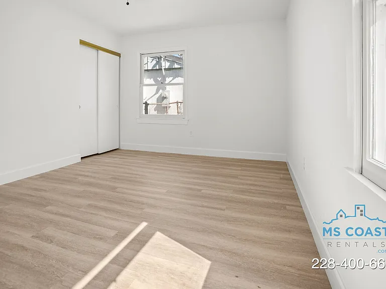 218 Dogwood Dr — Photo 18
