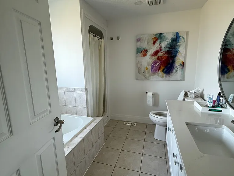 173 Hawkins Dr — Photo 8