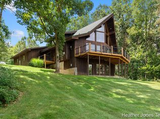 10200 Hansen Trl, Greenville, MI 48838