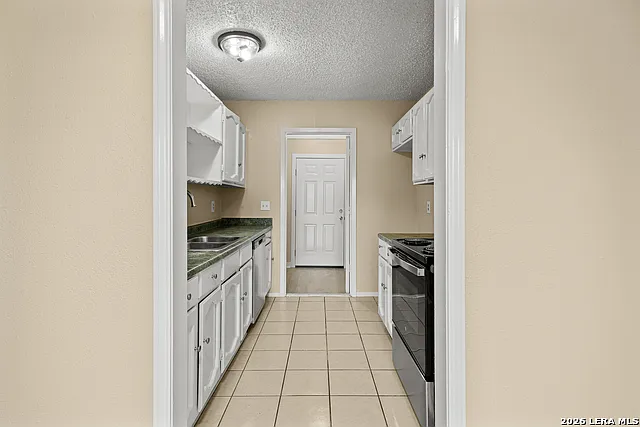 5019 Stockman Dr — Photo 22