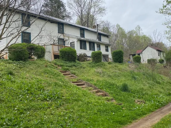 2223 Lexington Tpke, Amherst, VA 24521