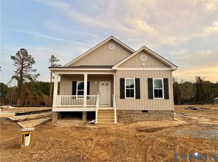 7969 Pennsylvania Ave, West Point, VA 23181