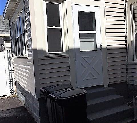 3rd image of 12 Cortland St