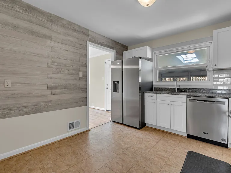 6004 Mustang Pl — Photo 8