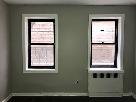 Rented by Bruma Realty LLC | media 8