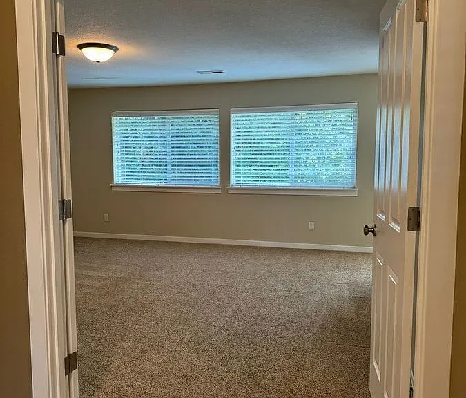 12490 SW Winterview Dr — Photo 56