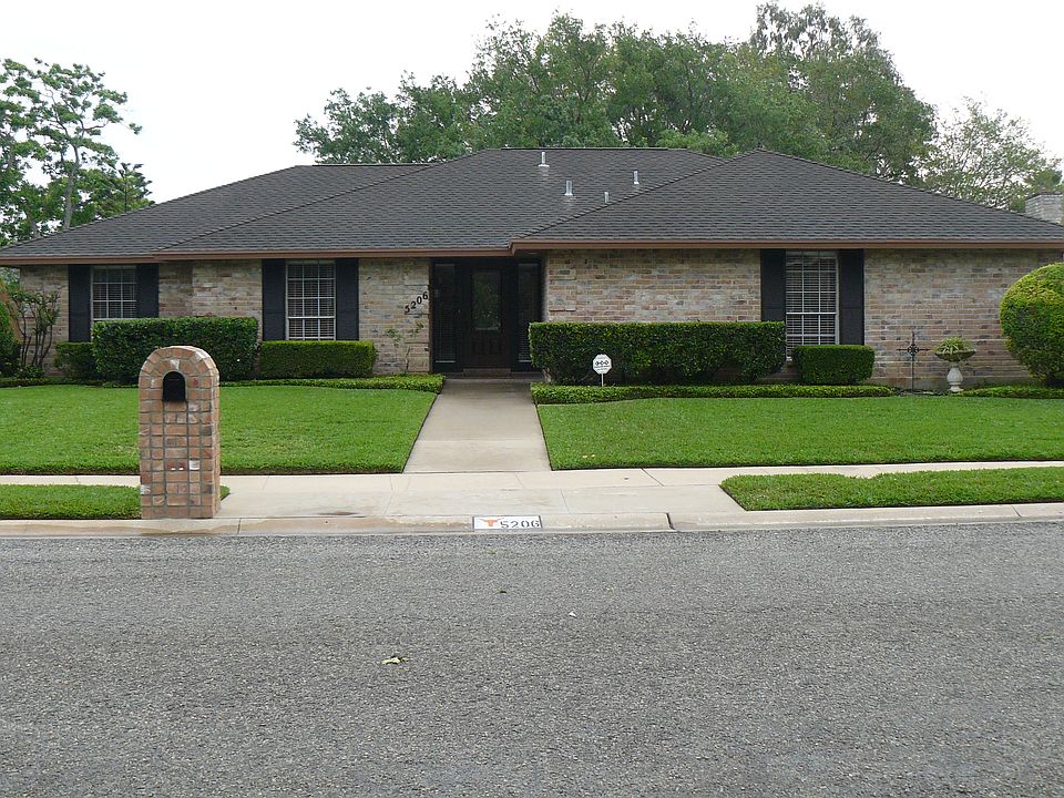 1st image of 5206 Moultrie Dr