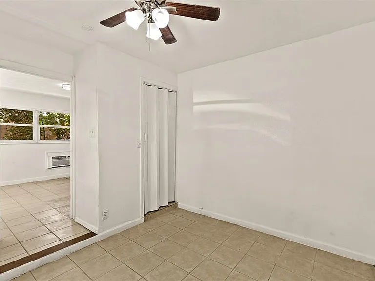 4222 18th St N — Photo 13