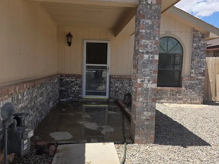 1153 Camino Del Rey Dr — Photo 2