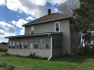 S5975 Plainview Rd, Viola, WI 54664