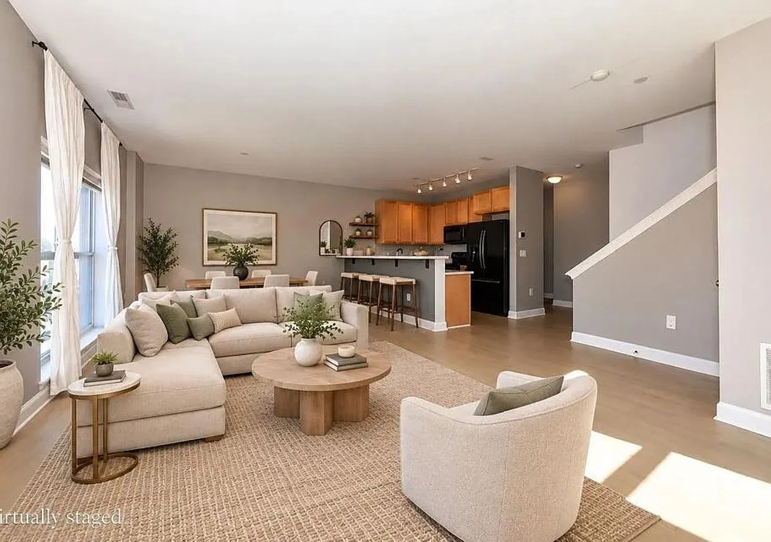 Spacious 2BR Condo in Milwaukee — Photo 3