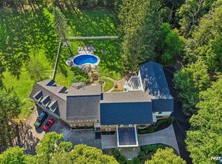 1050 Ramapo Valley Rd, Mahwah, NJ 07430