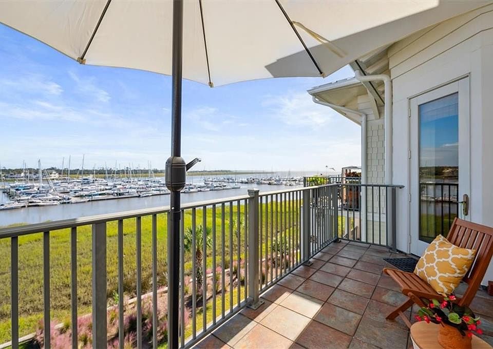 1st image of 20 Waterfront Dr #322