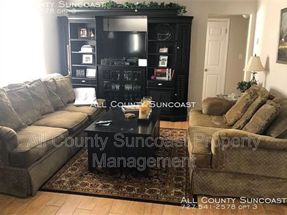 3rd image of 209 40th Ave NE Unit 209