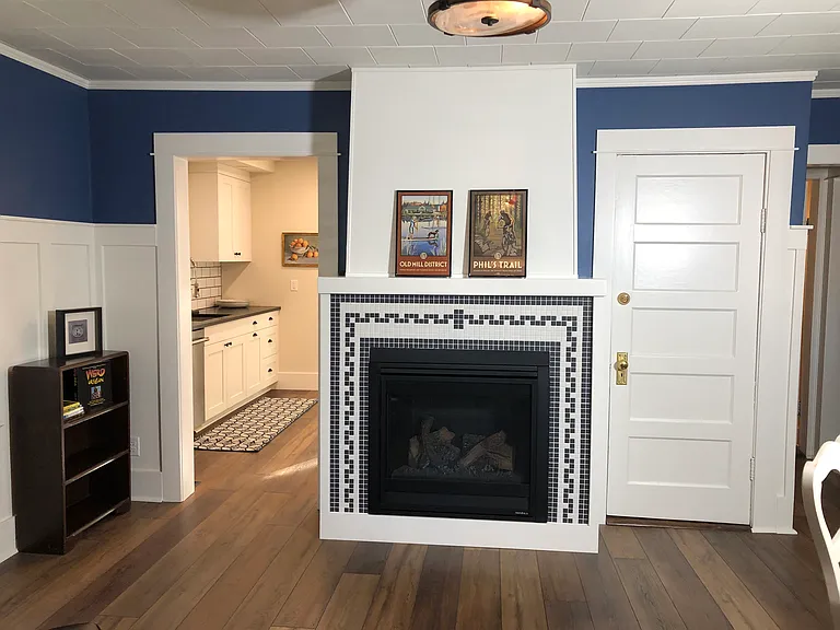 345 NW Columbia St #1 — Photo 8