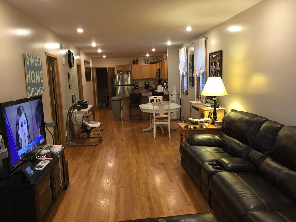 2nd image of 518 W 41st St #1