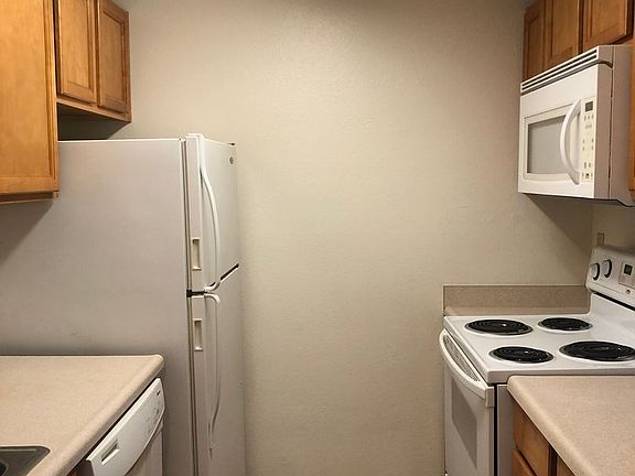 5th image of 4102 108th St SW APT 9