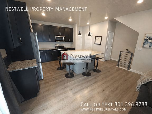3rd image of 4274 W Dixon Way