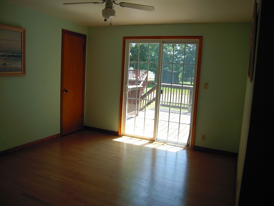 2nd image of 3616 Warners Rd