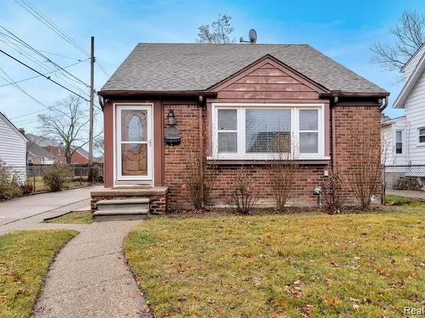 131 N Highland St, Dearborn, MI 48128