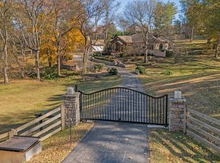 5680 Cloverland Dr, Brentwood, TN 37027