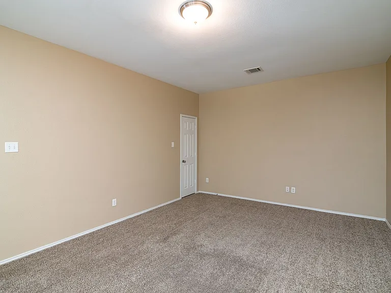 2510 Sedona St — Photo 18
