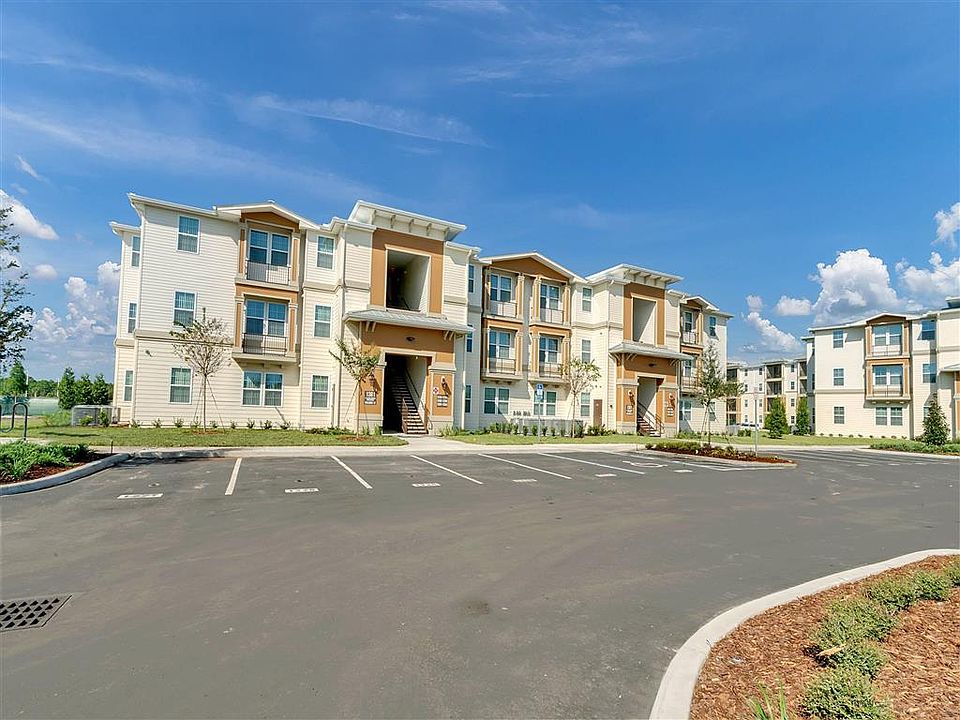 Clyde Morris Landings Apartment Homes 1381 N Clyde Morris Blvd