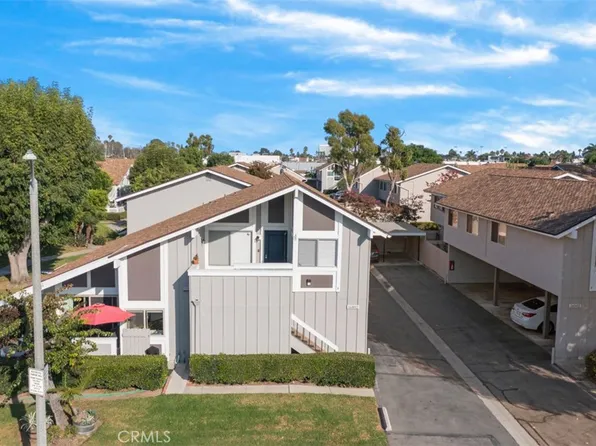 16892 Cod Cir Unit B, Huntington Beach, CA 92647