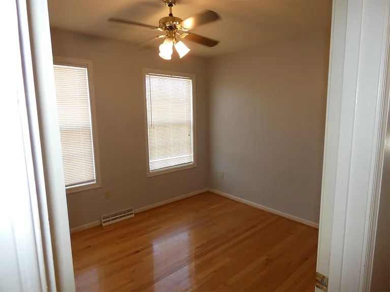 2623 Van Buren St #A — Photo 16