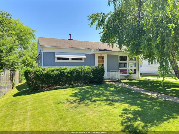 1614 Arizona St, Oshkosh, WI 54902