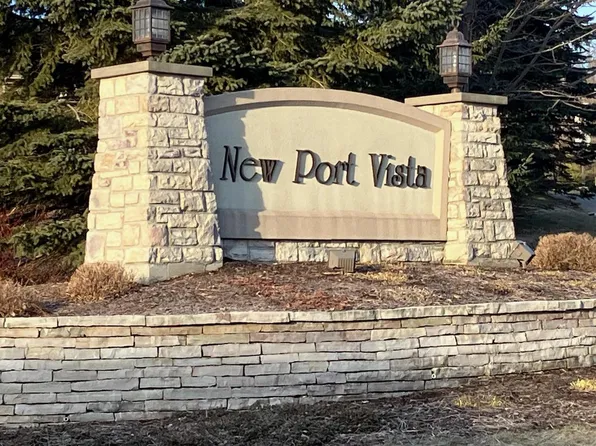 1663 New Port Vista DRIVE, Grafton, WI 53024